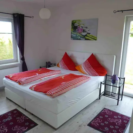 Ambiente Apartment *